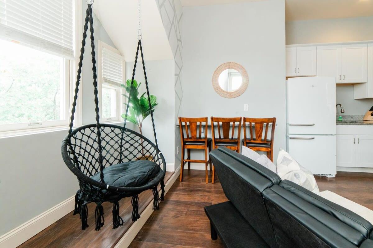 Apartment Modern Chic - Amazing Location - Groupstay Pittsburgh