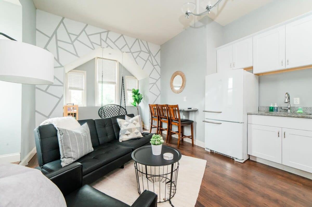 Modern Chic - Amazing Location - Groupstay Pittsburgh